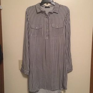 Black and white shirt dress